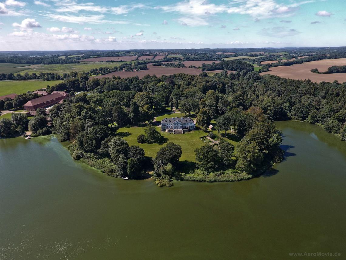 Deltamess Gut Stendorf AeroMovie  Drohnen Service für Luftbild- und Luftfilmaufnahme