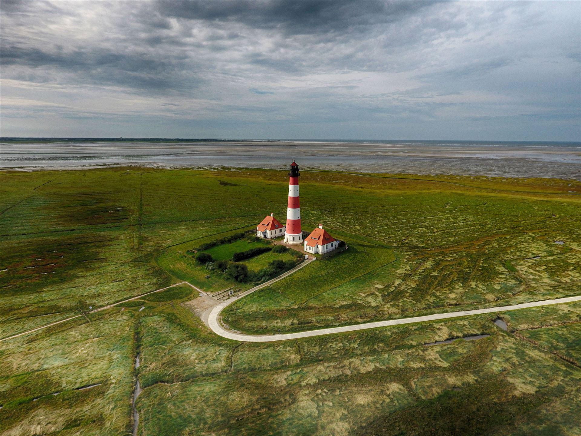 Drohnenaufnahmen Husum Schleswig-Holstein, Hamburg, Niedersachsen und mehr Westerhever Leuchtturm AeroMovie Drohnenaufnahmen Husum