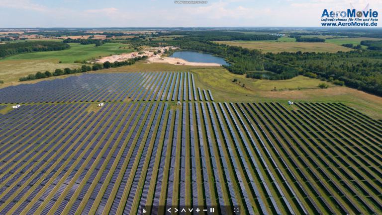 360° 17 MW Solaranlage bei Javel