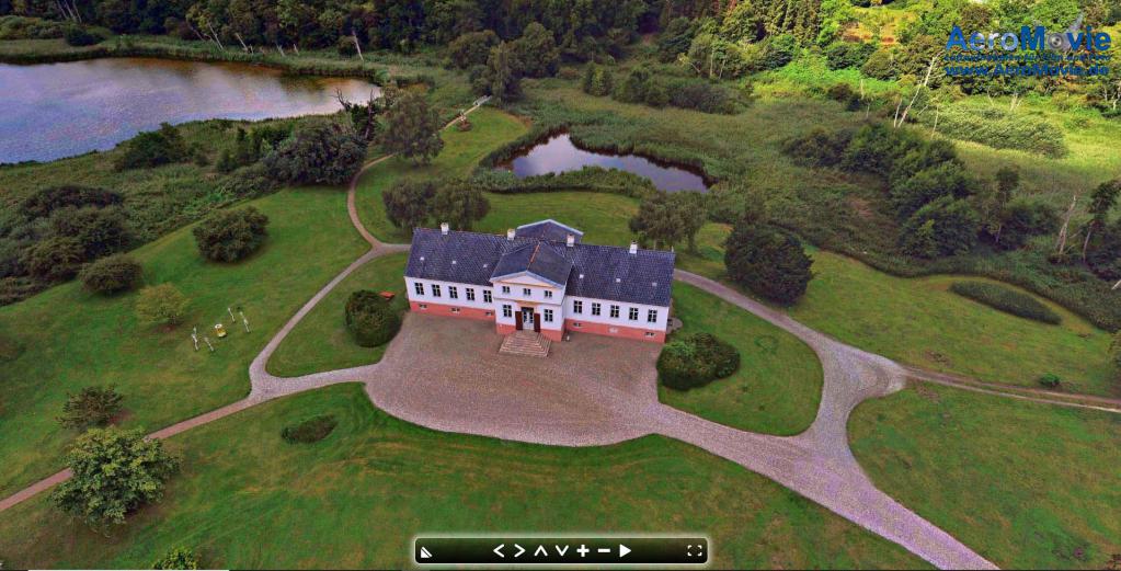 Luftbild-Service für 360° Panorama Luftbilder und 360° Luftfilme